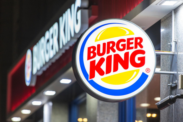 Ce chef étoilé, juré de Top Chef, s’associe à Burger King et propose 3 nouveaux burgers !
