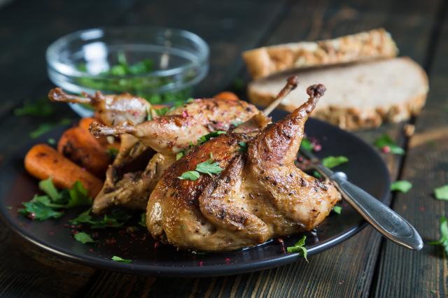 Les recettes incontournables de caille pour Noël. Adobestock