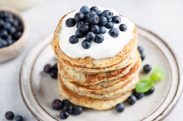 Cette recette de pancakes aux graines de chia va vous permettre d’en manger autrement tout en profitant de leurs bienfaits