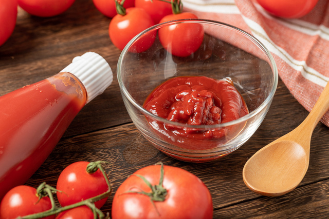 Ketchup rappelé en France : ces marques très connues retirent leurs flacons pour des raisons sanitaires