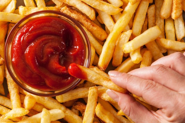 "Stop au ketchup industriel !" : cette alternative maison avec 3 fois rien va changer vos habitudes !