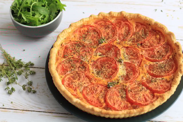 Tarte thon tomates par Nadia Paprikas