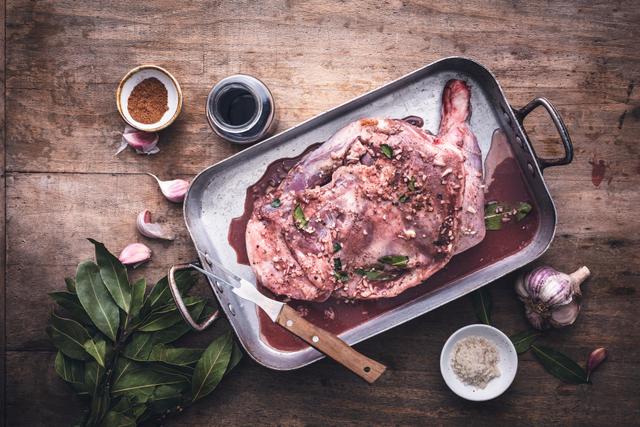 Pâques : quel est le meilleur moment pour acheter l’agneau ? Voici la réponse d’un Meilleur Ouvrier de France