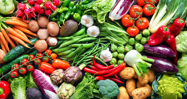 On vous a menti depuis des années : la tomate, comme d'autres légumes, sont en réalité des fruits !