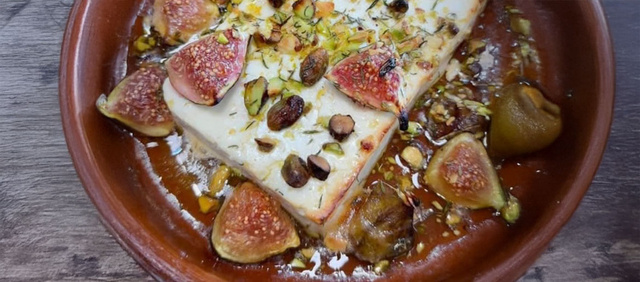 Feta rôtie aux figues : la recette express que tout le monde va vouloir tester absolument