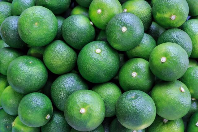 Ce fruit encore peu connu est le secret des Japonais pour renforcer le système immunitaire