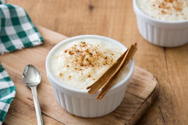 "Réconfortant comme un câlin…” : ce chef dévoile sa recette de riz au lait d’hiver ultra-crémeux