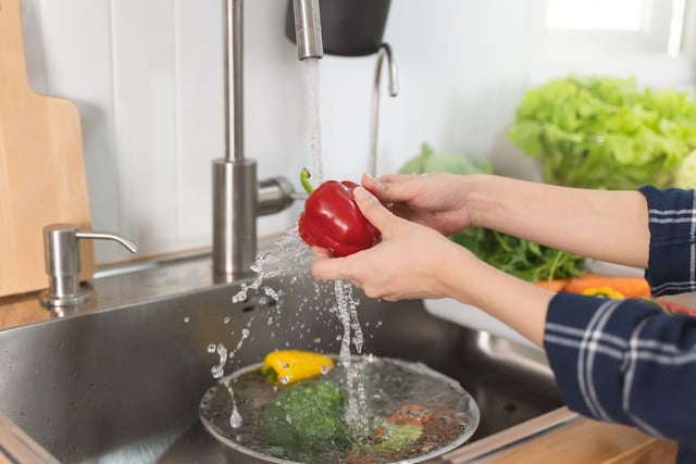 Voici pourquoi vous devez absolument laver vos légumes même bio selon cette experte en hygiène
