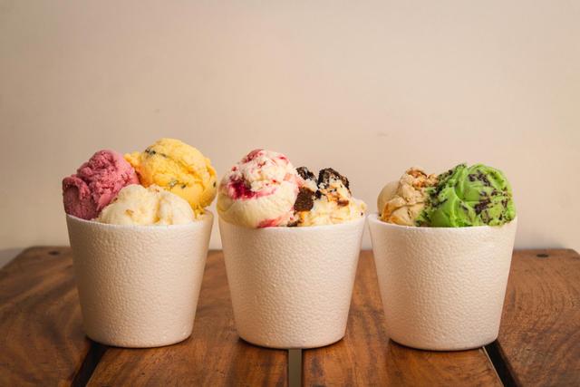 “En plus, elles sont souvent moins chères” : comment choisir la meilleure glace au supermarché ? Les conseils du Dr Jimmy Mohamed