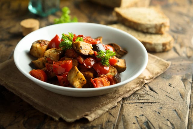 Oubliez la ratatouille pleine d'eau avec cette méthode qui concentre le goût des légumes