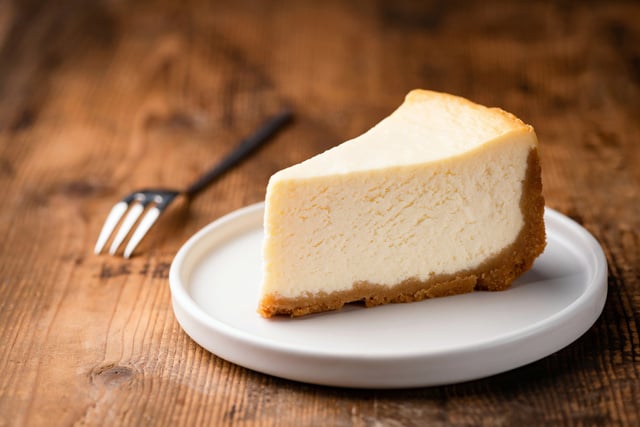 “Pas de farine, pas de cuisson” : Philippe Etchebest partage sa recette facile du cheesecake