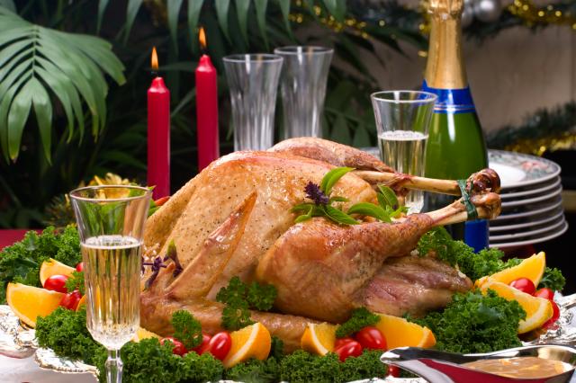 Estomac et ligne au top : je mange quoi avant un gros repas de fête ?
