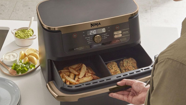 Le Ninja Foodi Airfryer ultra tendance qui cartonne en ce moment chute de 13% pendant les Flash Prime Amazon