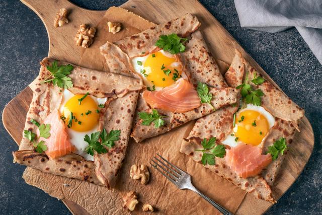 Envie d’un déjeuner express ? Testez cette idée complète et équilibrée à faire avec une crêpe
