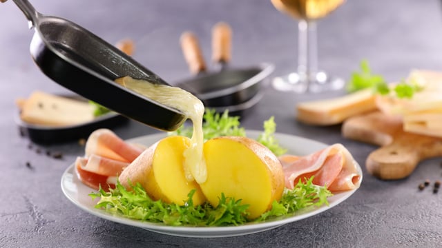 Ce fromage à raclette vendu dans toute la France fait l’objet d’un rappel