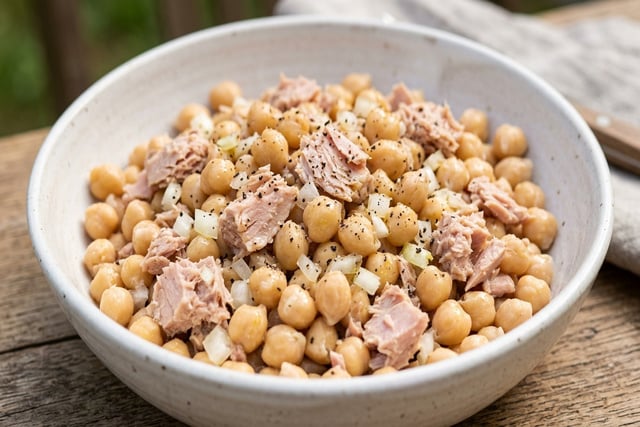 Les 10 meilleures recettes de salades avec des pois chiche !