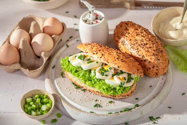 “Il fait beau, c'est le moment de partir pique-niquer” : Laurent Mariotte partage sa recette de sandwich pour l’été !