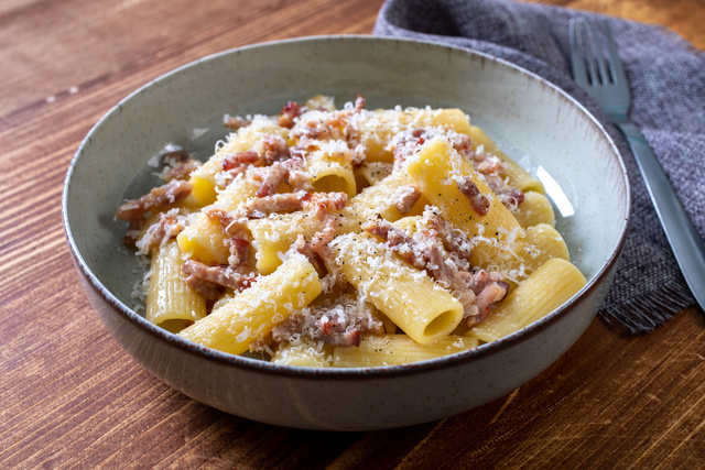 Ni œuf, ni crème : connaissez-vous la recette cousine de la célèbre carbonara romaine ?