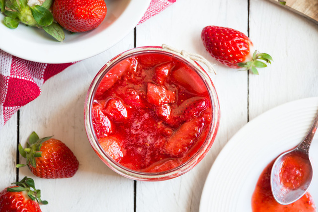 Nos conseils et recettes de confiture de fraises inratables