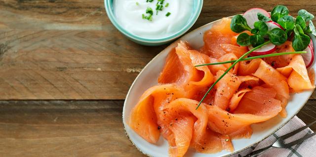 Les analyses ont parlé : voici le saumon à éviter à tout prix sur votre table de Noël !