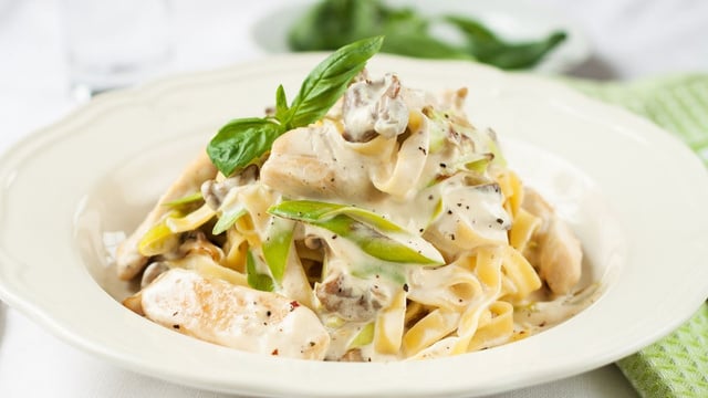 Le pesto bianco : cette version ultra crémeuse de la célèbre sauce italienne va vous rendre totalement accro