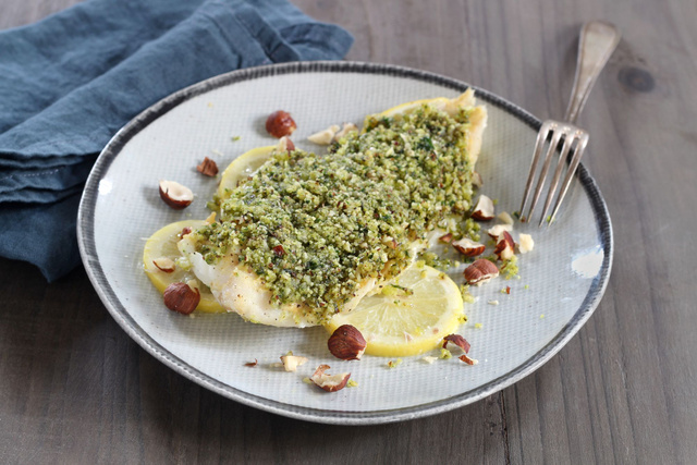 Filet de lieu en croûte d'herbes et noisettes. Silvia Santucci