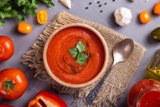 Cet ustensile de cuisine va sauver vos gaspachos maison pendant la saison estivale !