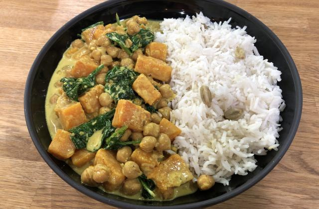 Curry végétarien au butternut et pois chiches. La quotidienne