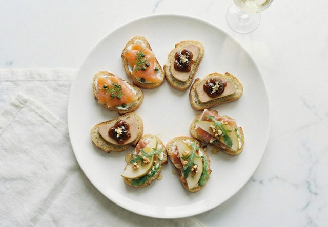 10 idées de toasts froids à préparer la veille de Noël