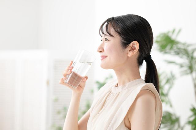 Faut-il réellement boire 1,5 litre d’eau par jour ?