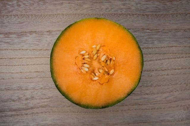 Une délicieuse crème glacée melon ou pastèque sans sorbetière : la méthode simple qui fait fureur sur les réseaux !