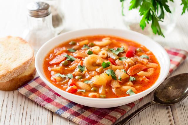 Comment faire une soupe minestrone comme en Italie ?