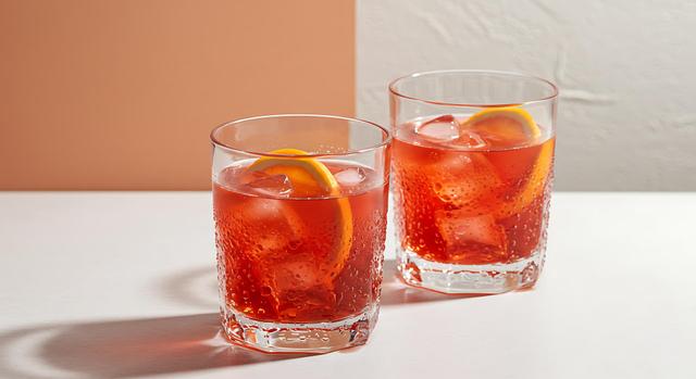 Oubliez le Spritz, ce cocktail à base d’Aperol est la nouvelle boisson du moment !