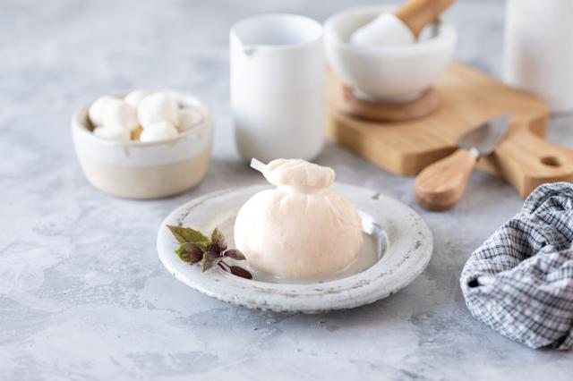 Cette recette à base de burrata va vous aider à passer de l’été à l’automne tout en douceur !
