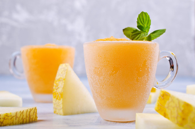 Sans sucre, ni colorant  : testez cette recette de granita au melon que vos enfants vont adorer