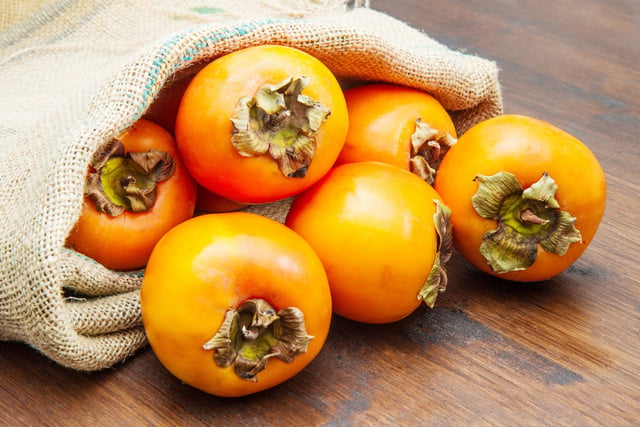 Kaki : comment choisir le bon fruit et ne pas se louper !