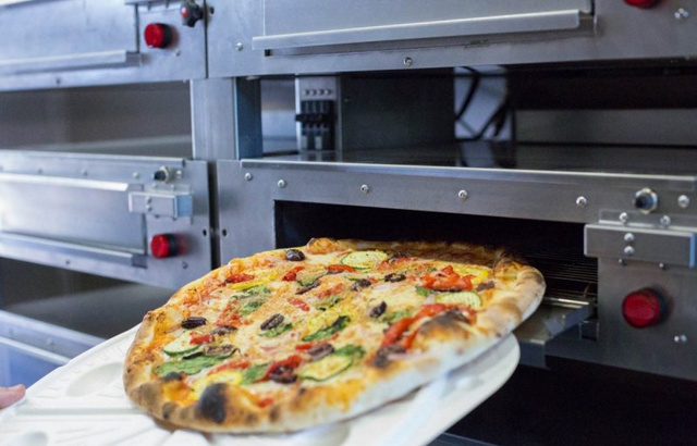 La boîte révolutionnaire qui empêche la pizza de devenir molle