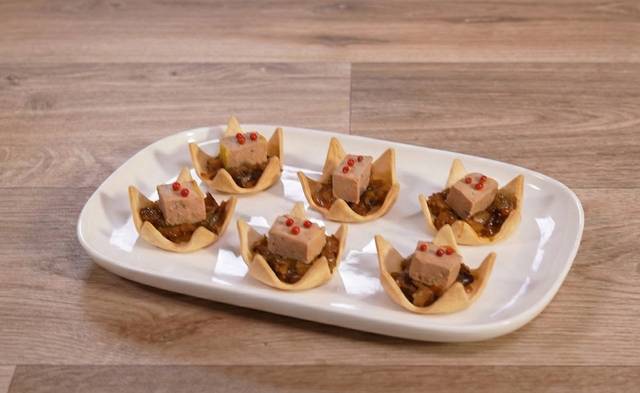 Pour le Nouvel An, ce toast au foie gras étoilé simple et bluffant fait toujours son effet