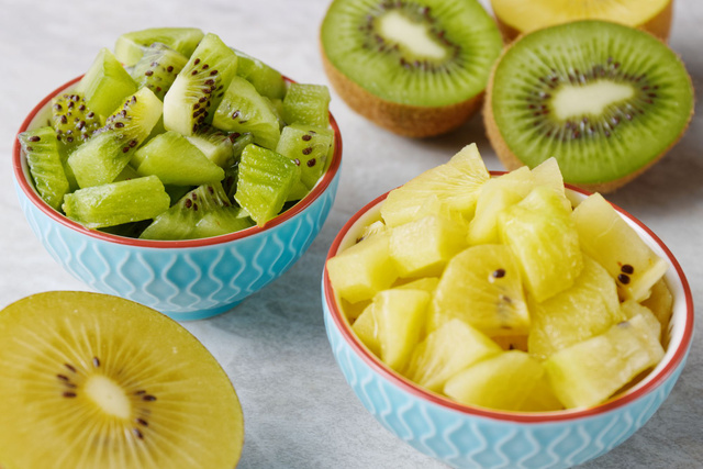 Jaune, vert et même rouge, quelles sont les différences entre ces kiwis ?