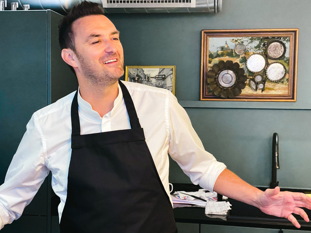 Cyril Lignac nous livre 3 astuces pour bien maîtriser la cuisson à la poêle