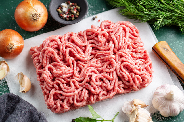 Ne choisissez plus vos steaks hachés au hasard au supermarché : ce détail change tout