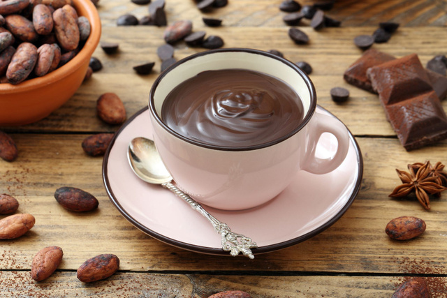 Les astuces pour réaliser à coup sûr un chocolat chaud bien épais