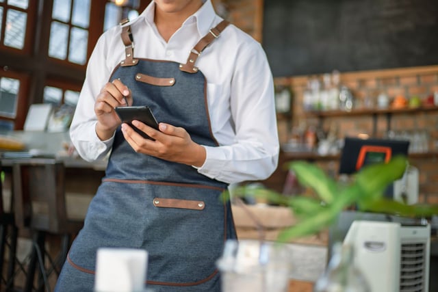 Ces choses à ne surtout pas faire au restaurant pour ne pas énerver votre serveur ou votre serveuse
