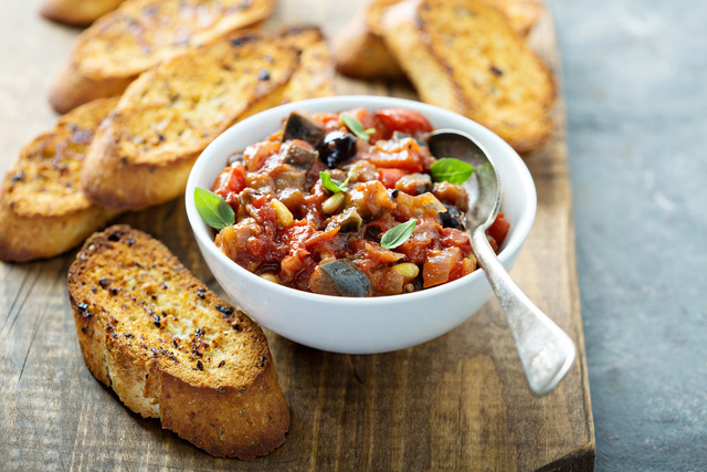 Connaissez-vous la caponata sicilienne : la recette gourmande qui rivalise avec notre ratatouille