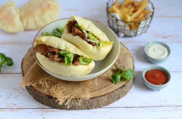 Pain pita farci façon kebab. Nadia Paprikas 