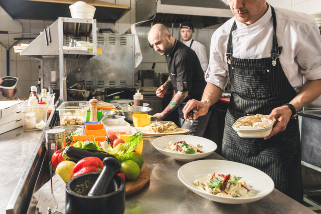 Meilleurs restos du monde : les adresses Françaises. Adobestock