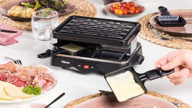 Tefal, Tristar, Louis Tellier : les meilleures machines à raclettes sont à prix cassé en ce moment sur Amazon