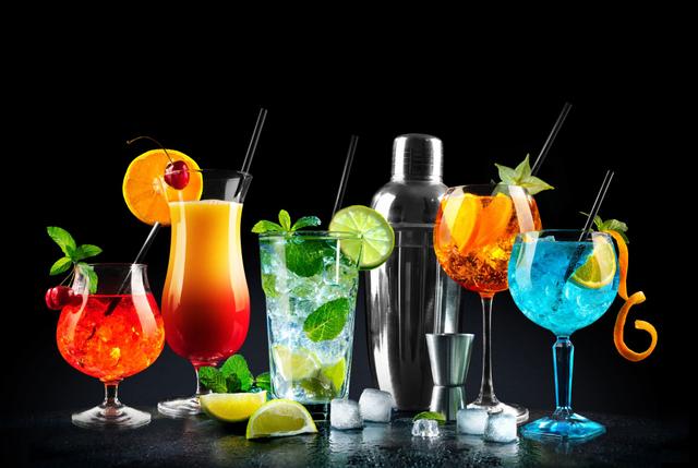Top 4 des meilleurs sets à cocktails à moins de 30€ pour une idée cadeau de Noël !