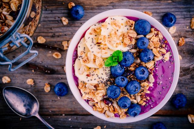 Açaï Bowl : pourquoi ce petit-déjeuner tendance séduit tant ? - Adobestock 