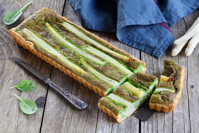Tarte aux asperges. Silvia Santucci